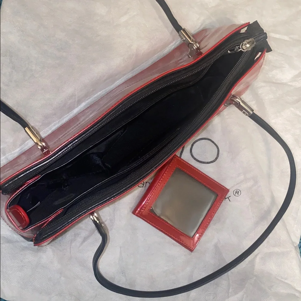 Beijo Red Patent Leather Baguette Shoulder Bag Y2K - Picture 4 of 4